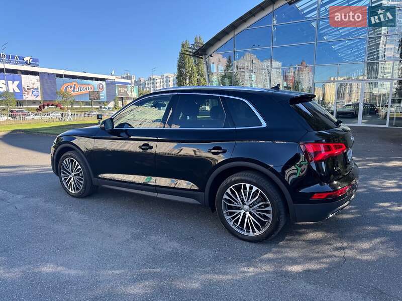 Внедорожник / Кроссовер Audi Q5 2016 в Киеве