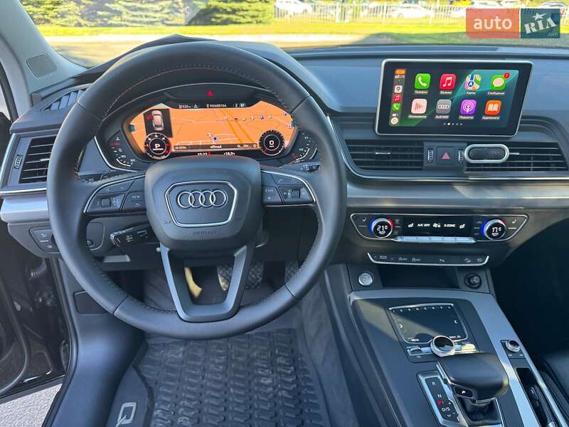 Внедорожник / Кроссовер Audi Q5 2016 в Киеве