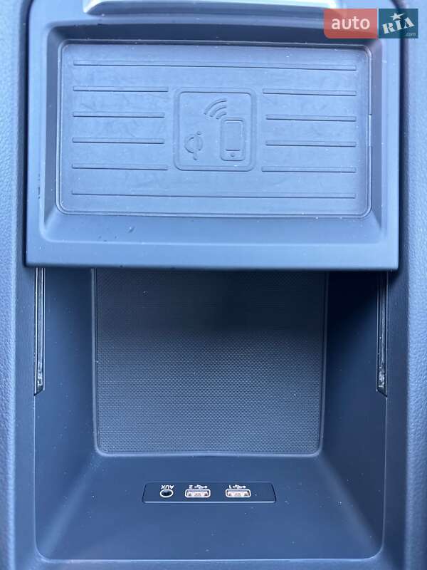 Внедорожник / Кроссовер Audi Q5 2016 в Киеве