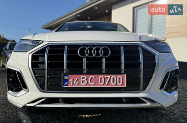 Внедорожник / Кроссовер Audi Q5 2022 в 