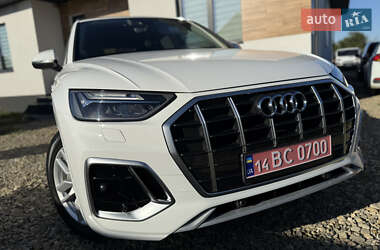 Внедорожник / Кроссовер Audi Q5 2022 в 