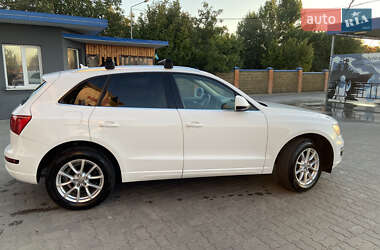 Позашляховик / Кросовер Audi Q5 2012 в 