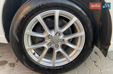 Позашляховик / Кросовер Audi Q5 2012 в 