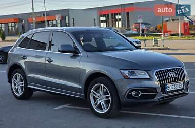 Внедорожник / Кроссовер Audi Q5 2015 в 