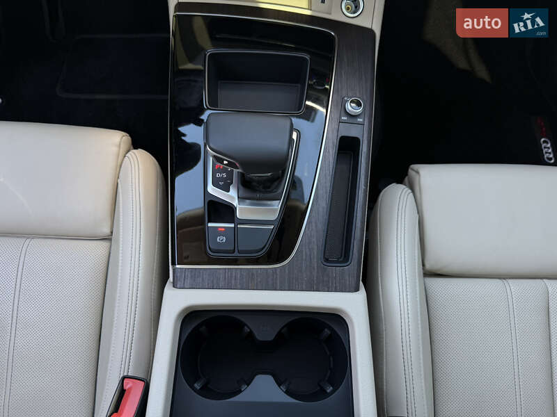 Позашляховик / Кросовер Audi Q5 2023 в Києві