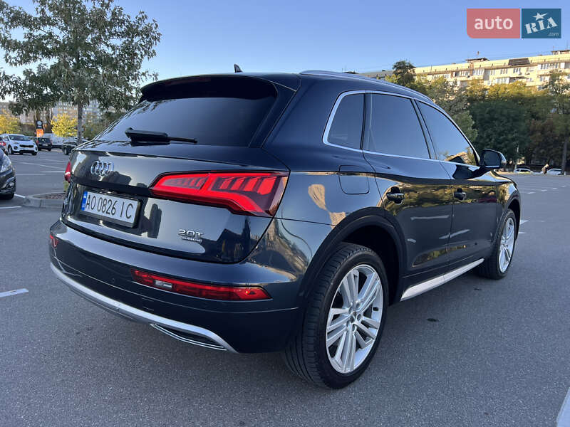 Позашляховик / Кросовер Audi Q5 2018 в Києві