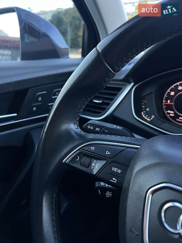 Позашляховик / Кросовер Audi Q5 2018 в Києві