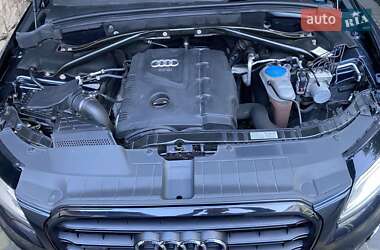 Внедорожник / Кроссовер Audi Q5 2012 в 