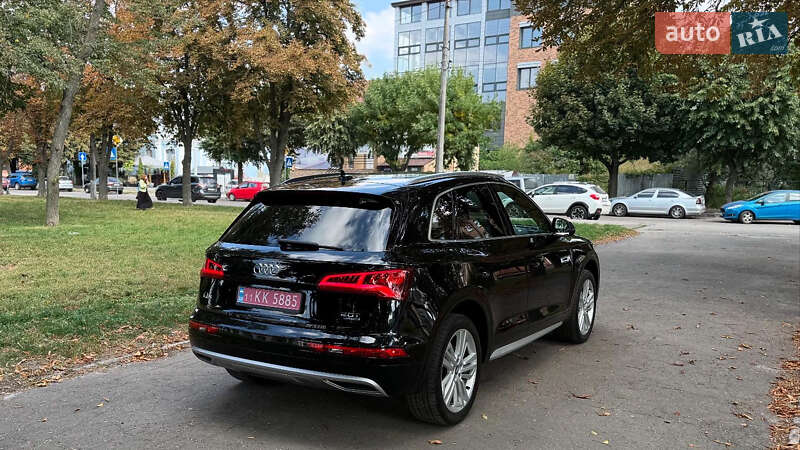 Позашляховик / Кросовер Audi Q5 2018 в Києві