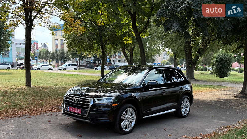 Позашляховик / Кросовер Audi Q5 2018 в Києві