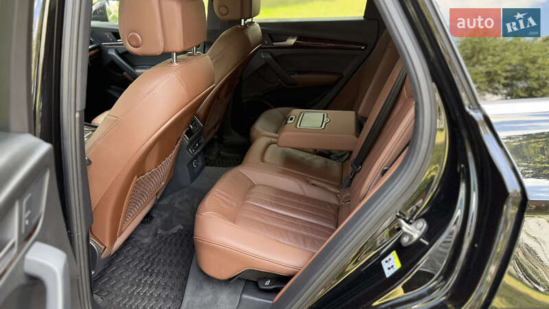Позашляховик / Кросовер Audi Q5 2018 в Києві