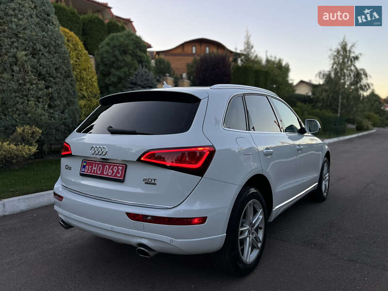 Позашляховик / Кросовер Audi Q5 2015 в Рівному