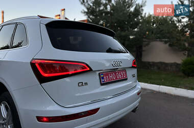 Позашляховик / Кросовер Audi Q5 2015 в 