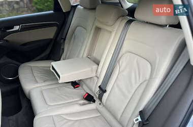 Позашляховик / Кросовер Audi Q5 2015 в 