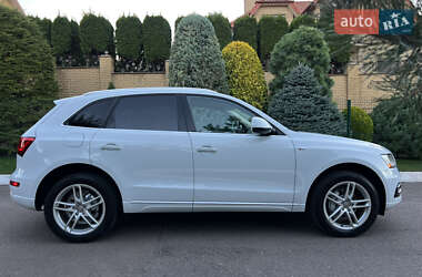 Позашляховик / Кросовер Audi Q5 2015 в 