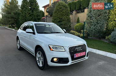 Позашляховик / Кросовер Audi Q5 2015 в 