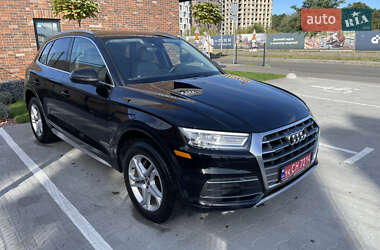 Позашляховик / Кросовер Audi Q5 2019 в 