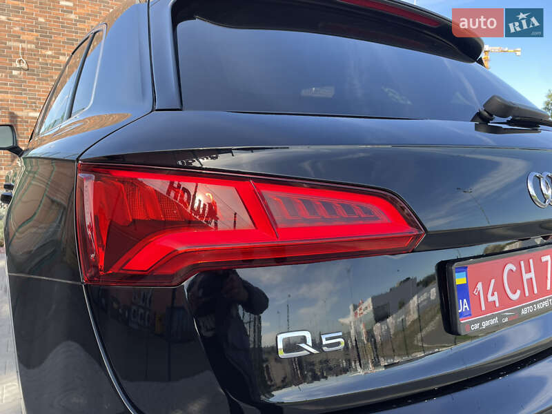 Внедорожник / Кроссовер Audi Q5 2019 в Киеве