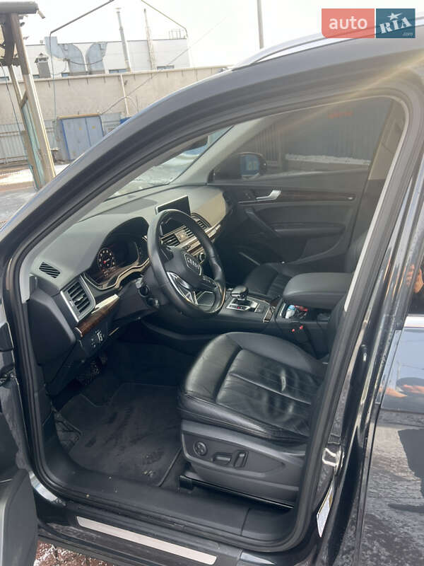 Внедорожник / Кроссовер Audi Q5 2018 в Полтаве