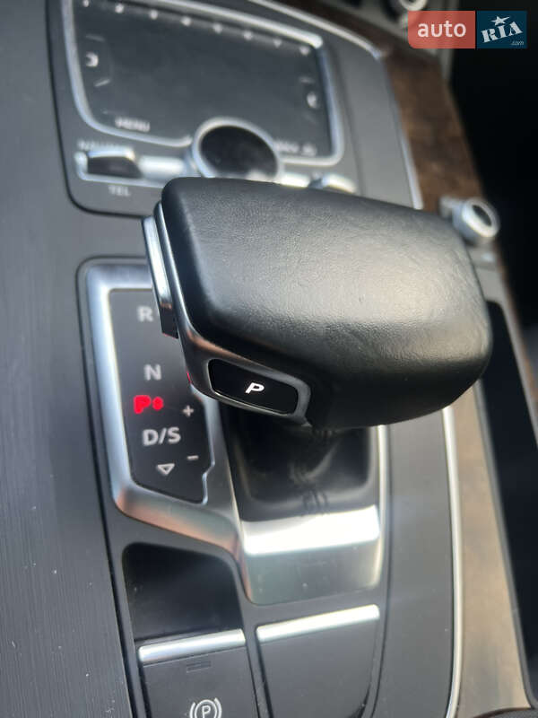 Внедорожник / Кроссовер Audi Q5 2018 в Полтаве