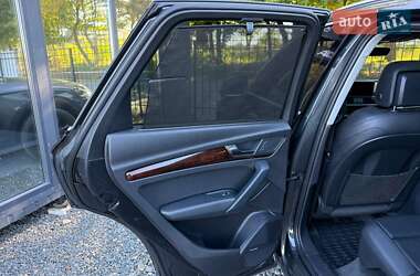 Внедорожник / Кроссовер Audi Q5 2017 в 