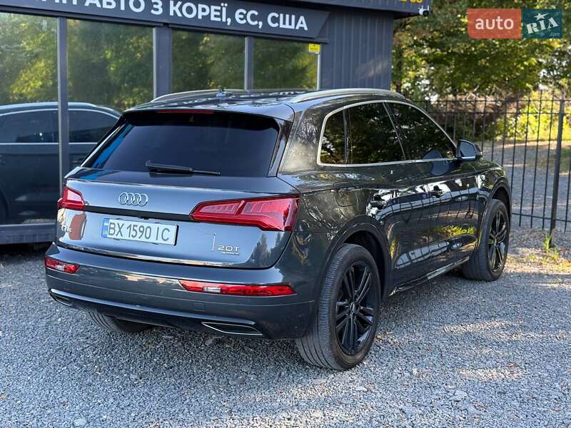 Внедорожник / Кроссовер Audi Q5 2017 в Хмельницком