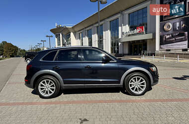 Внедорожник / Кроссовер Audi Q5 2016 в 
