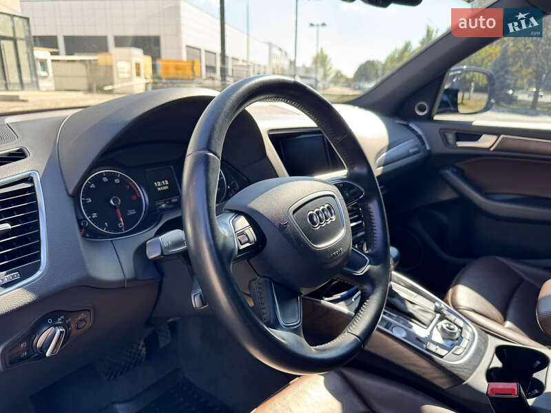 Внедорожник / Кроссовер Audi Q5 2016 в Днепре