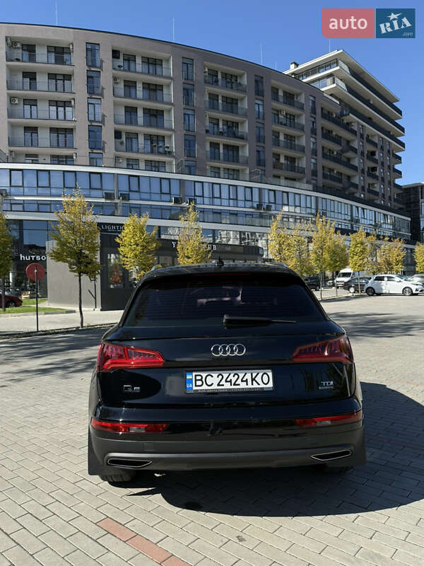 Внедорожник / Кроссовер Audi Q5 2017 в Ужгороде фото 5 Внедорожник / Кроссовер Audi Q5 2017 в Ужгороде