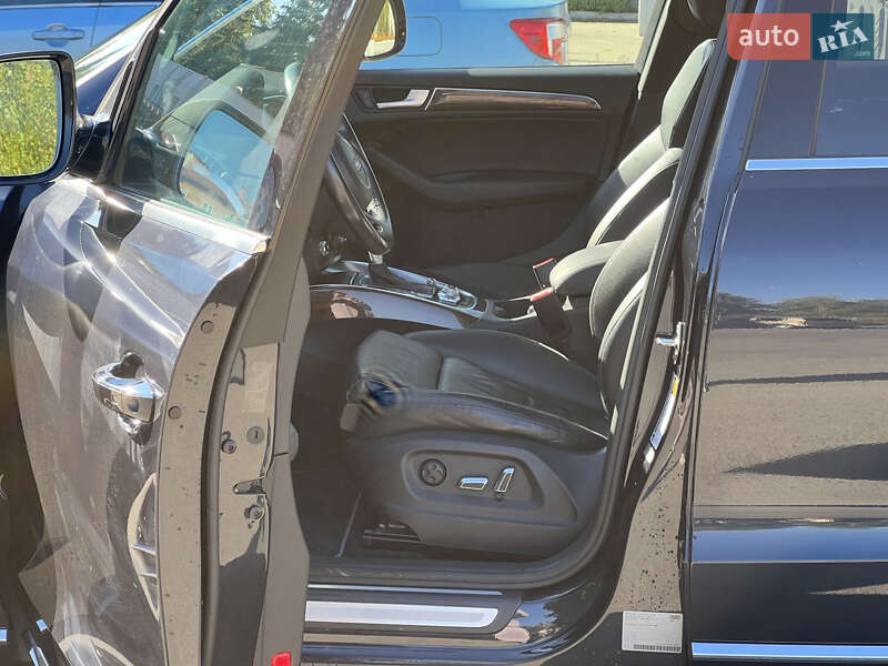 Внедорожник / Кроссовер Audi Q5 2016 в Киеве