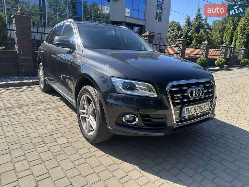 Внедорожник / Кроссовер Audi Q5 2016 в Ровно