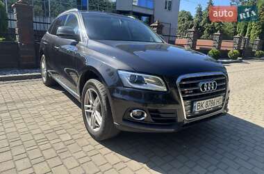 Внедорожник / Кроссовер Audi Q5 2016 в 