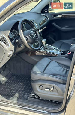 Внедорожник / Кроссовер Audi Q5 2015 в 