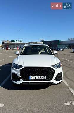 Внедорожник / Кроссовер Audi Q5 2021 в Киеве