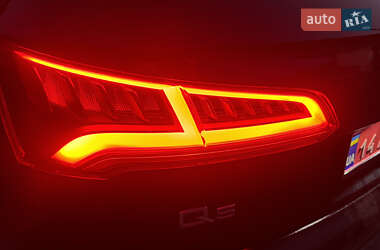 Внедорожник / Кроссовер Audi Q5 2018 в 