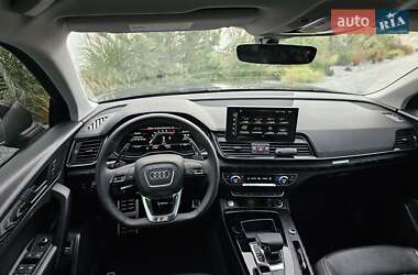 Внедорожник / Кроссовер Audi Q5 2021 в 