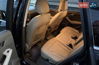 Внедорожник / Кроссовер Audi Q5 2011 в 
