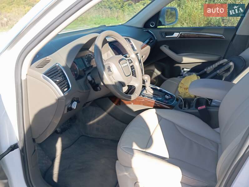 Позашляховик / Кросовер Audi Q5 2012 в Тернополі