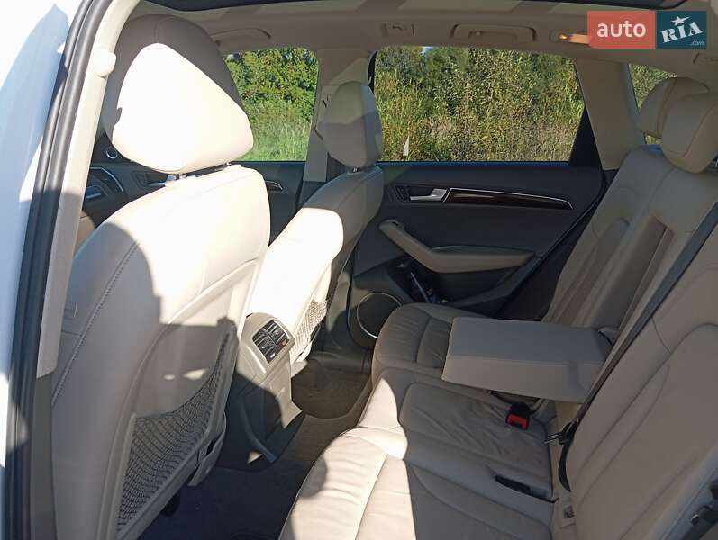 Позашляховик / Кросовер Audi Q5 2012 в Тернополі