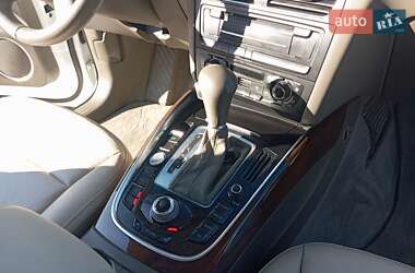 Внедорожник / Кроссовер Audi Q5 2012 в 