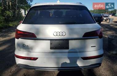 Внедорожник / Кроссовер Audi Q5 2024 в 