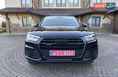 Внедорожник / Кроссовер Audi Q5 2019 в 