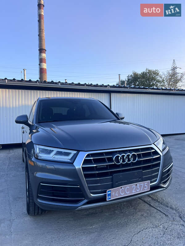 Внедорожник / Кроссовер Audi Q5 2018 в Запорожье