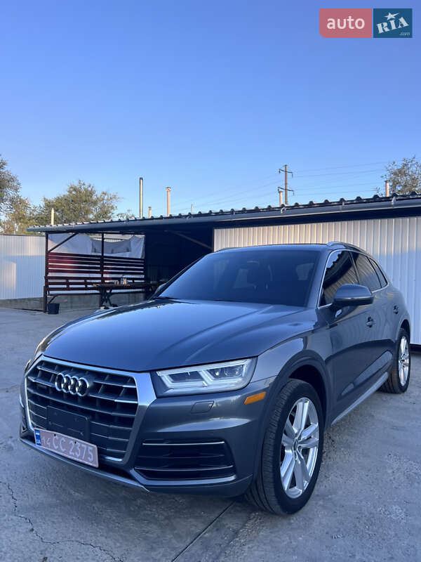 Внедорожник / Кроссовер Audi Q5 2018 в Запорожье