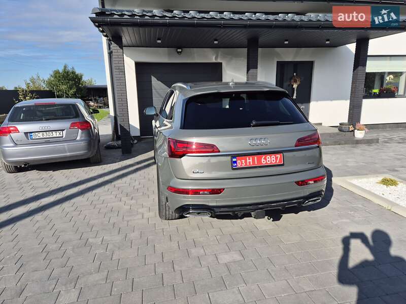 Внедорожник / Кроссовер Audi Q5 2022 в Дрогобыче