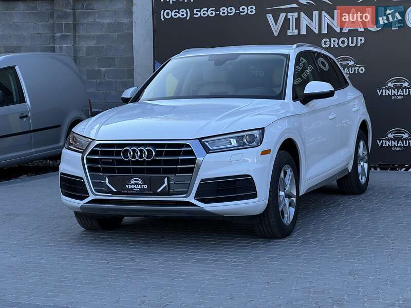 Позашляховик / Кросовер Audi Q5 2018 в Вінниці