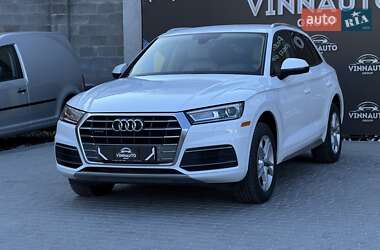 Внедорожник / Кроссовер Audi Q5 2018 в 