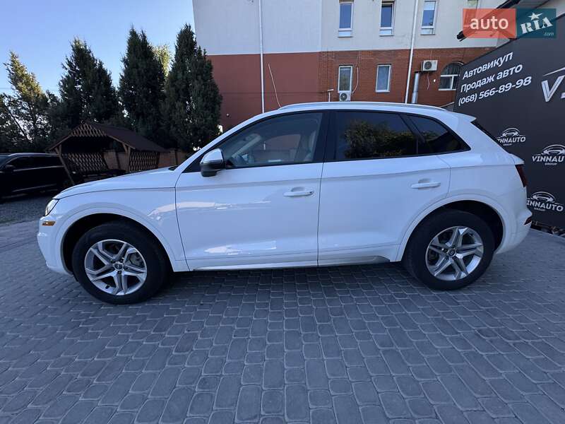 Позашляховик / Кросовер Audi Q5 2018 в Вінниці
