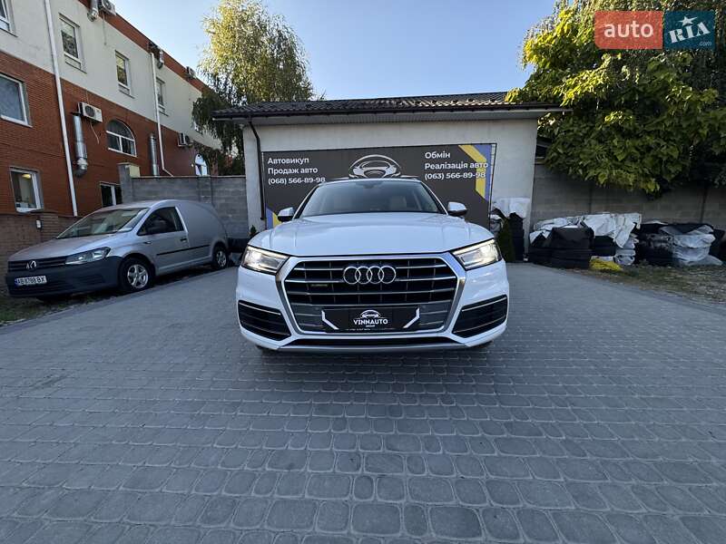 Позашляховик / Кросовер Audi Q5 2018 в Вінниці
