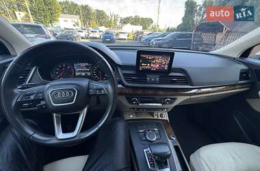Внедорожник / Кроссовер Audi Q5 2018 в 